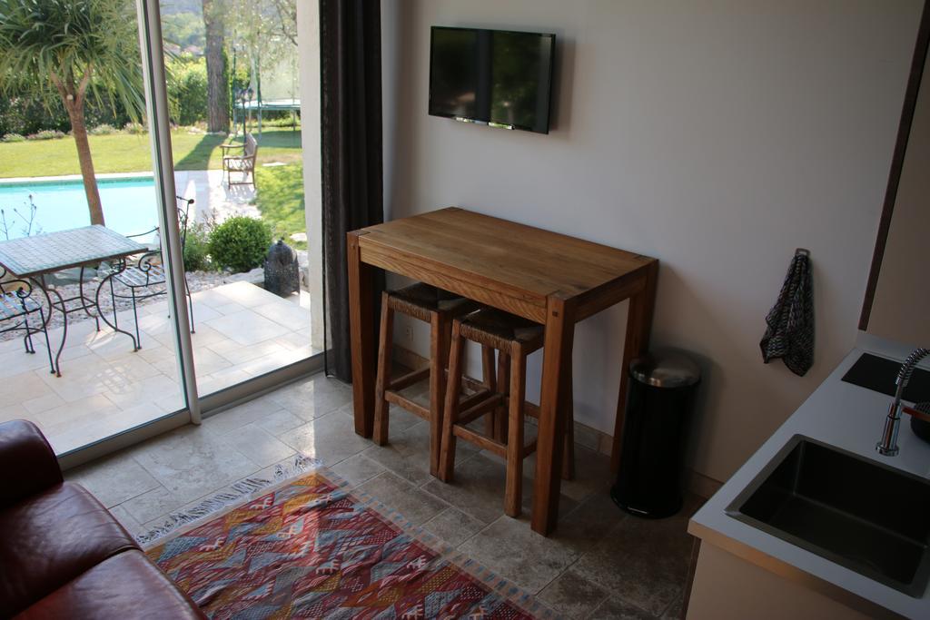 La Sousta Hotell La Colle-sur-Loup Exteriör bild